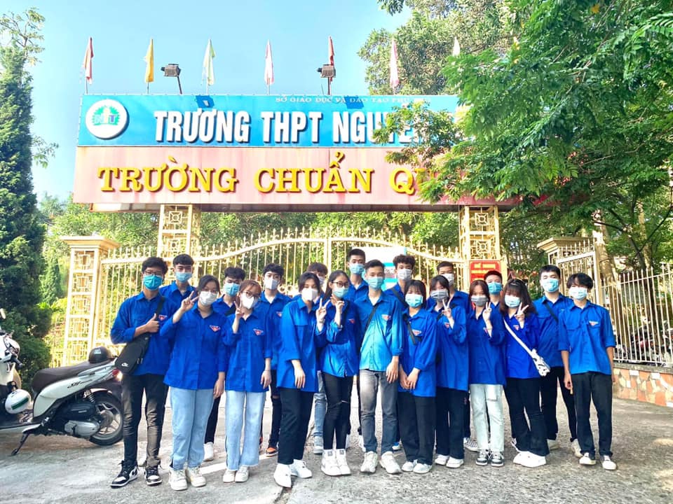 THPT Nguyễn Tất Thành ảnh 2