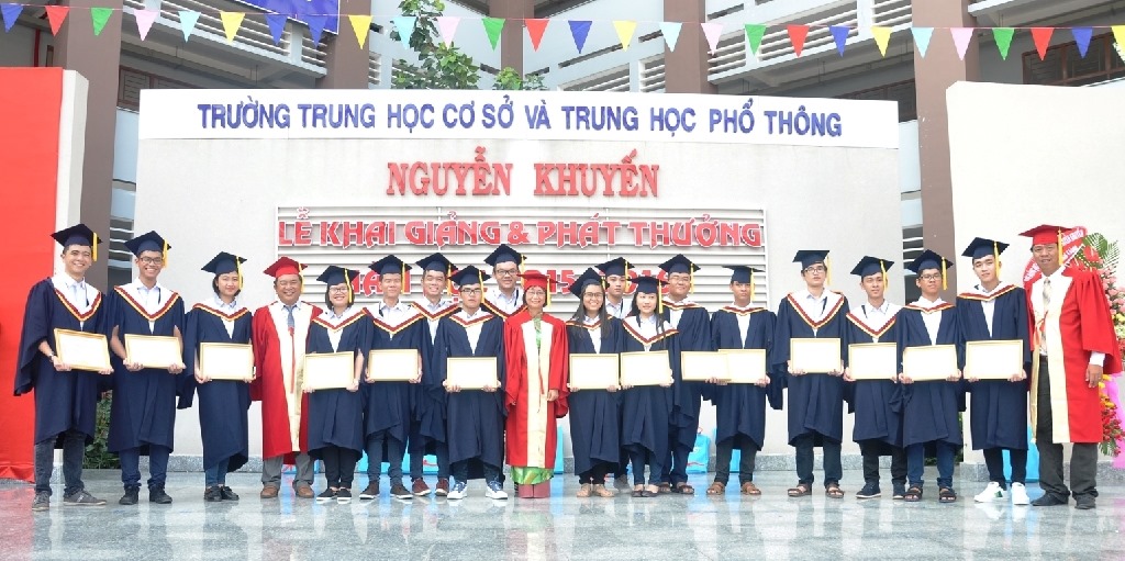 Trường THCS - THPT Nguyễn Khuyến Bình Dương ảnh 1