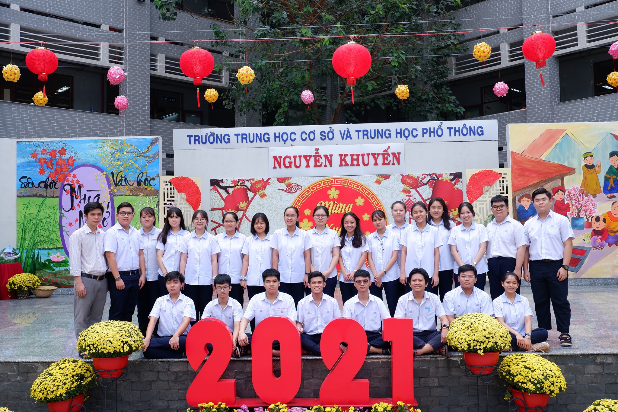 Trường THCS - THPT Nguyễn Khuyến Bình Dương ảnh 2