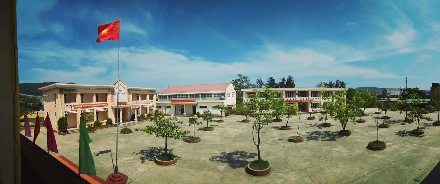 Trường THCS THPT Nghi Sơn - Thanh Hóa ảnh 1