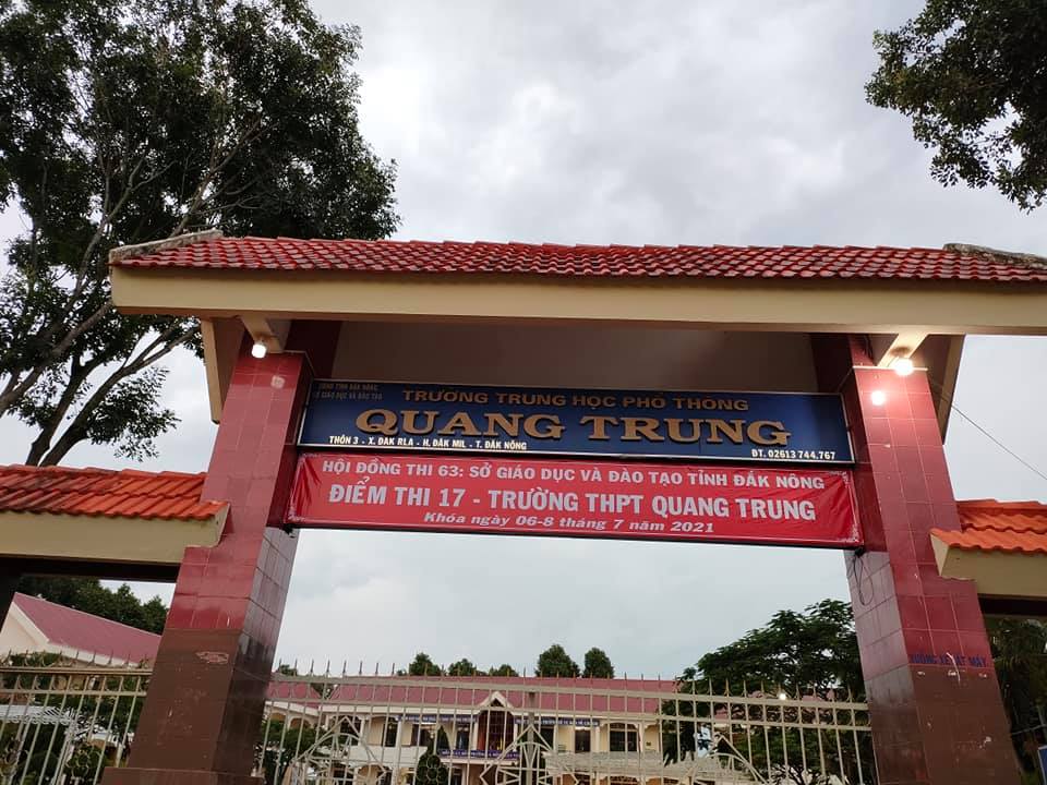 Trường THPT Quang Trung ảnh 1