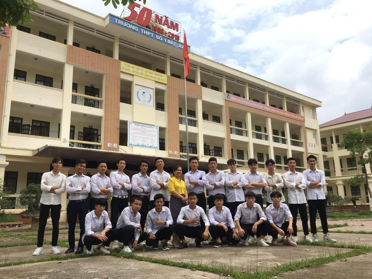Trường THPT Số 1 Bát Xát ảnh 1