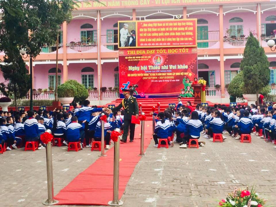 Trường tiểu học Sao Đỏ ảnh 2