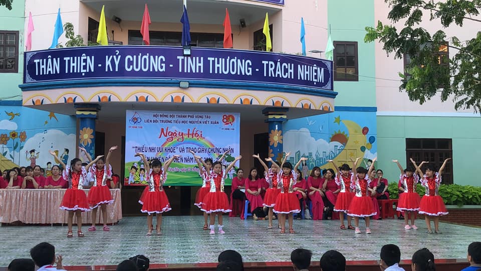 Trường tiểu học Nguyễn Viết Xuân ảnh 2