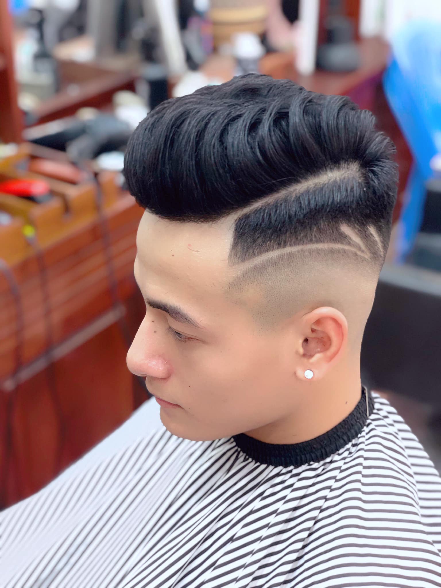 Barbershop Lý Tưởng ảnh 2