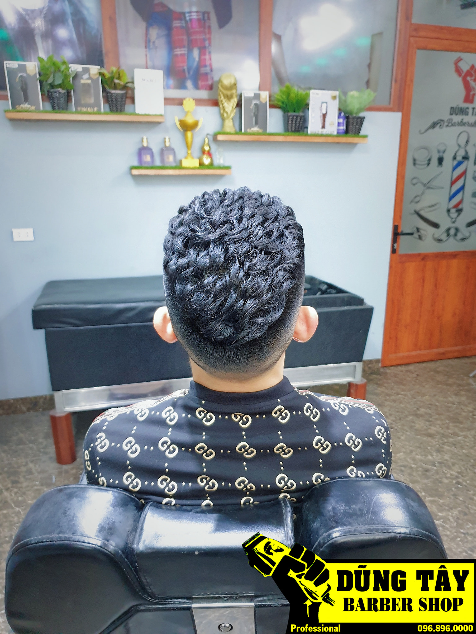 DŨNG TÂY BARBERSHOP ảnh 1