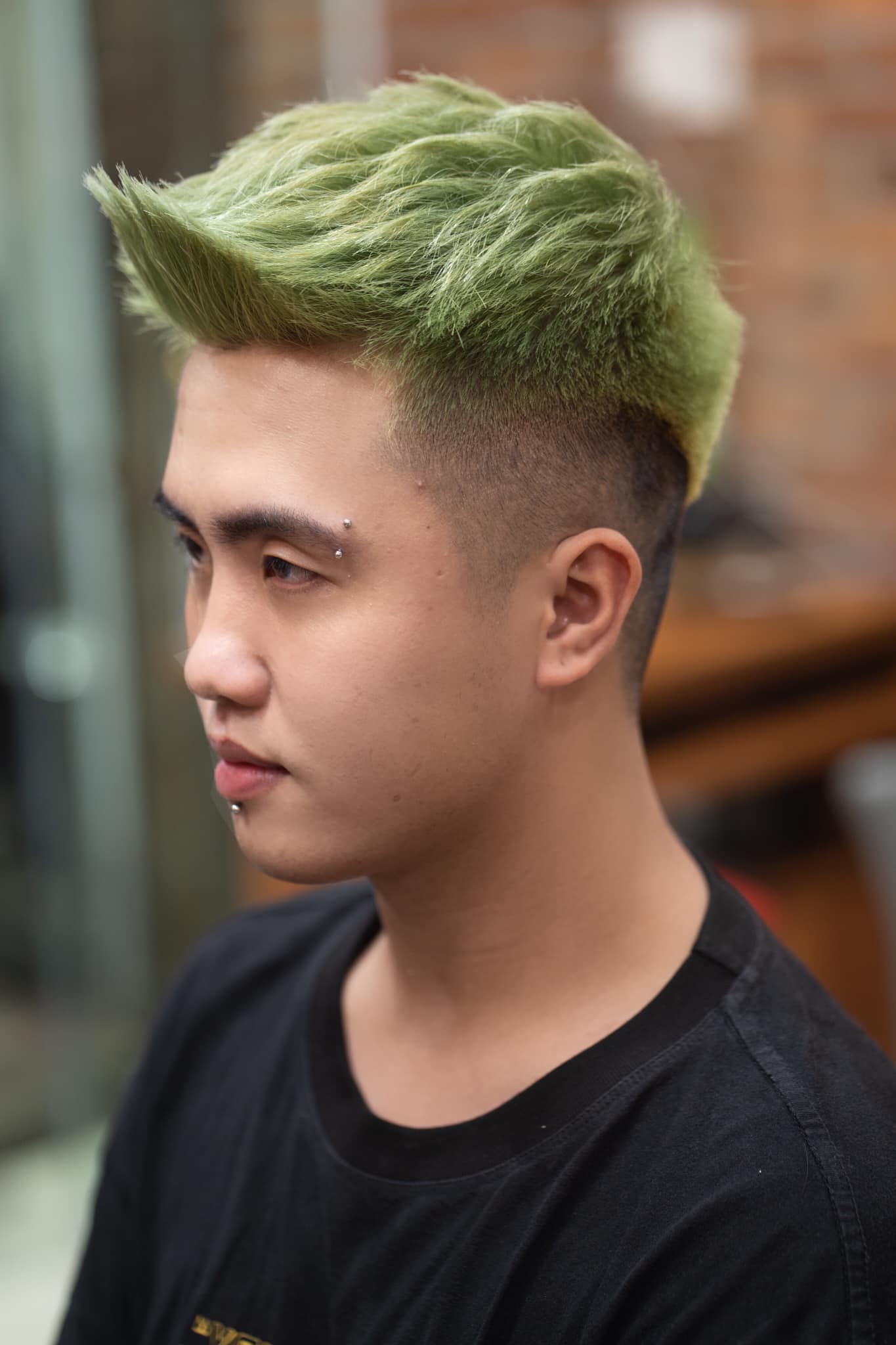 Top 10 địa chỉ tiệm cắt tóc nam đẹp uy tín tại Nam Định