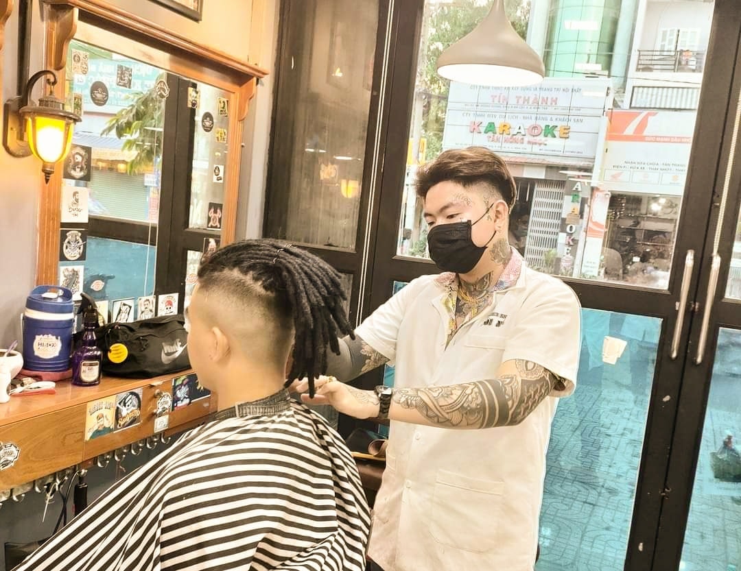 5 Tiệm cắt tóc nam đẹp và chất lượng nhất quận Bình Tân TP HCM   ALONGWALKER