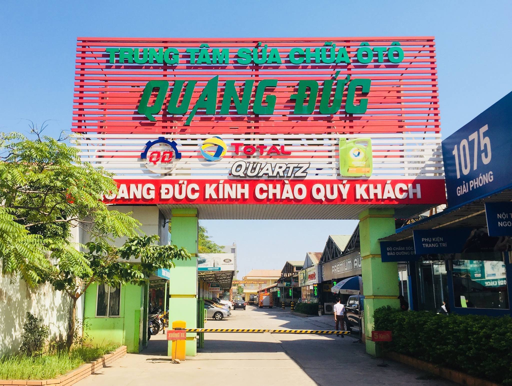 Trung Tâm Sửa Chữa Ô TÔ QUANG ĐỨC ảnh 2