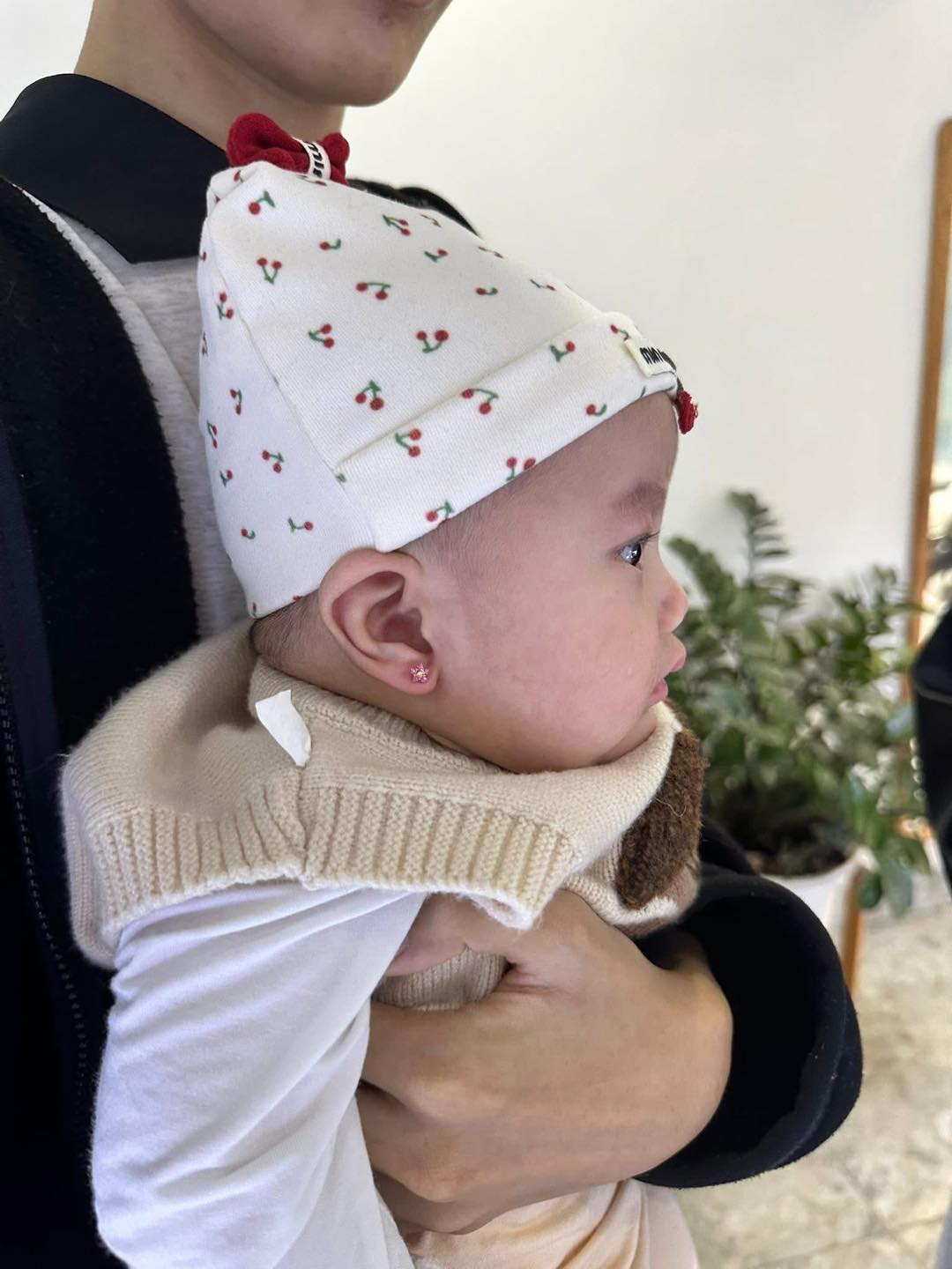 Bấm Lỗ Tai Nhung Charm ảnh 1