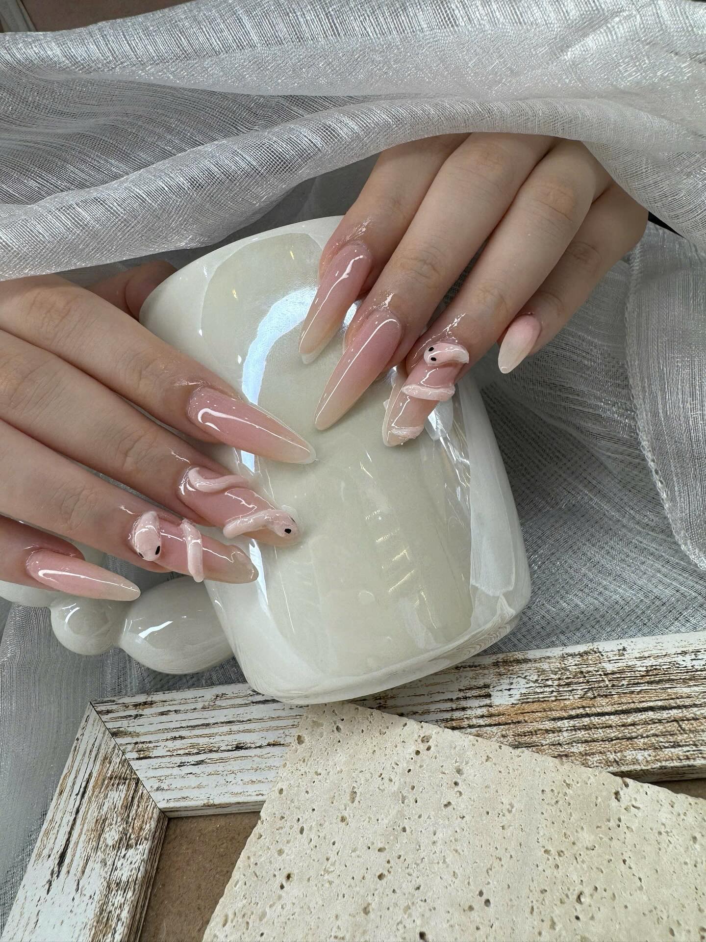 Chic Nail premium ảnh 3