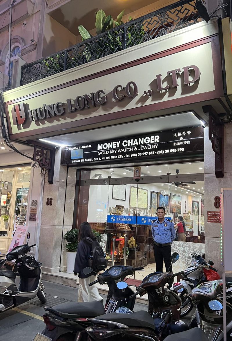 Hung Long Money Changer ảnh 1