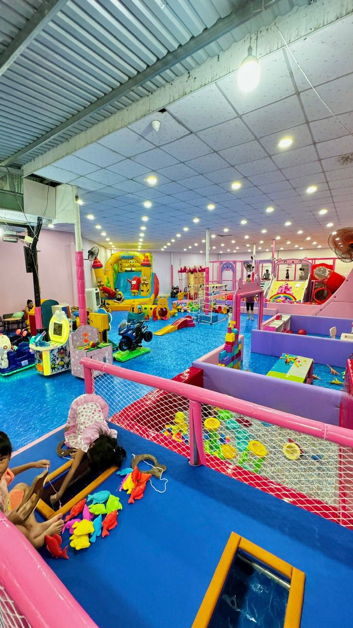 Khu vui chơi trẻ em & coffee Xì Trum ảnh 3