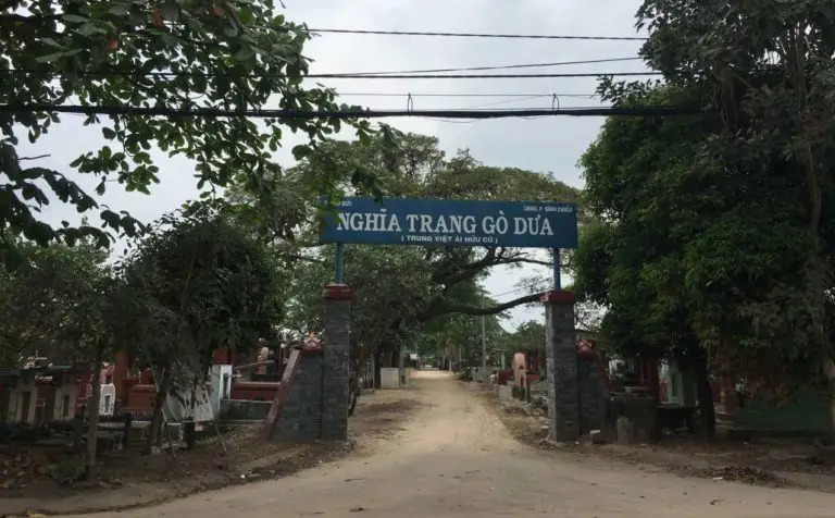 Nghĩa trang Gò Dưa ảnh 1