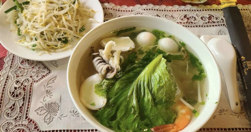 Nhã Viên Quán ảnh 1