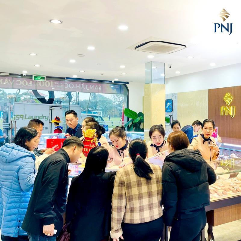 PNJ – Địa chỉ bán vàng được giá, thủ tục rõ ràng tại TPHCM ảnh 2