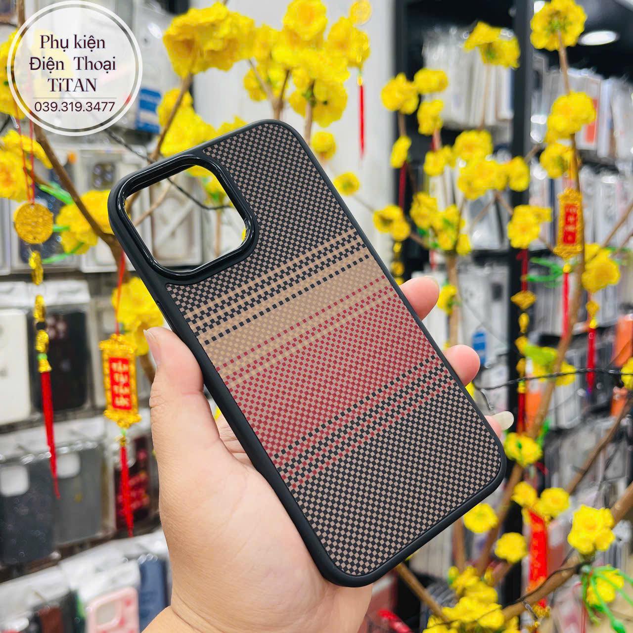 Phụ kiện điện thoại Dung Titan ảnh 1