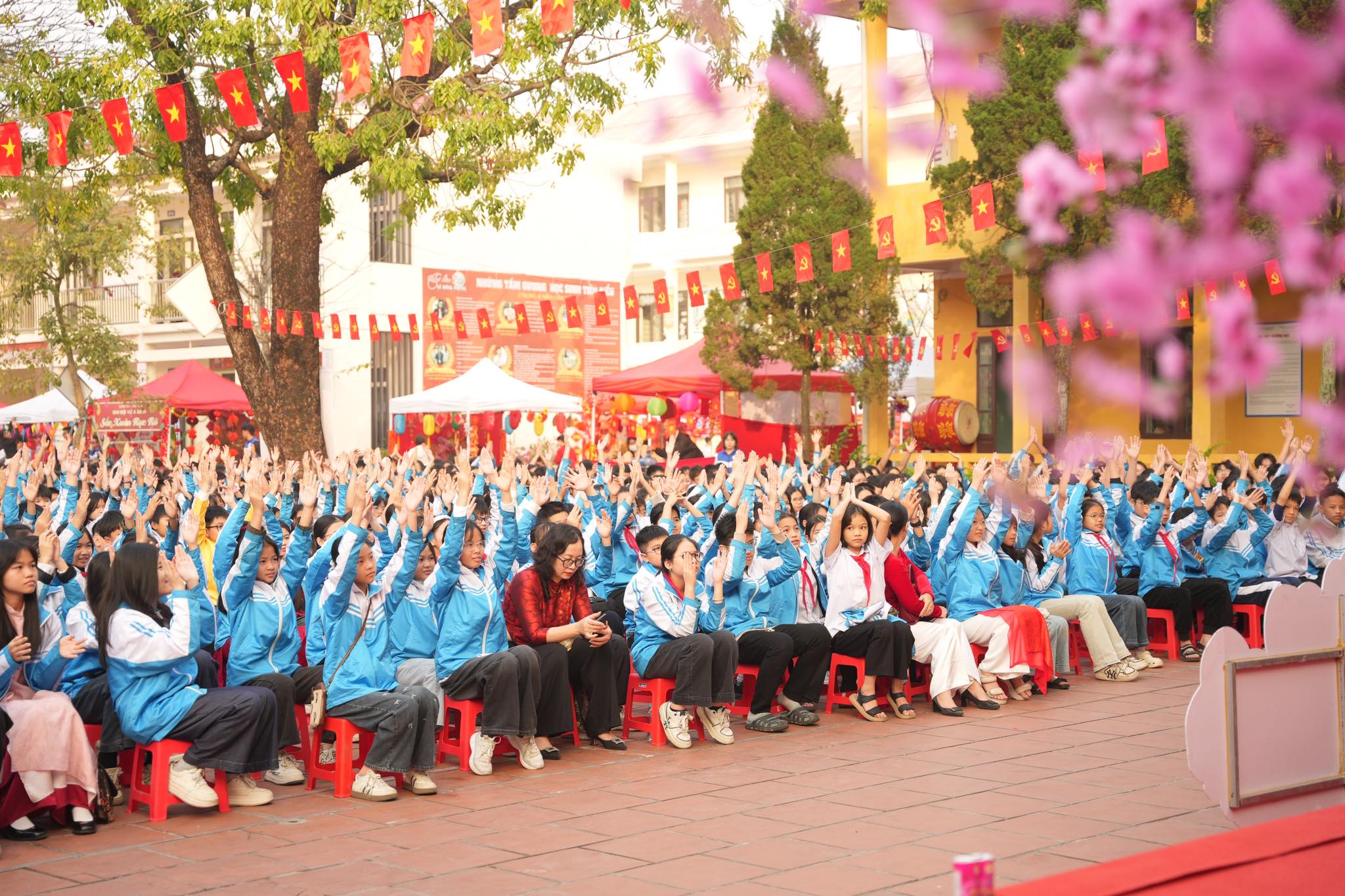 THCS Lê Hồng Phong ảnh 2