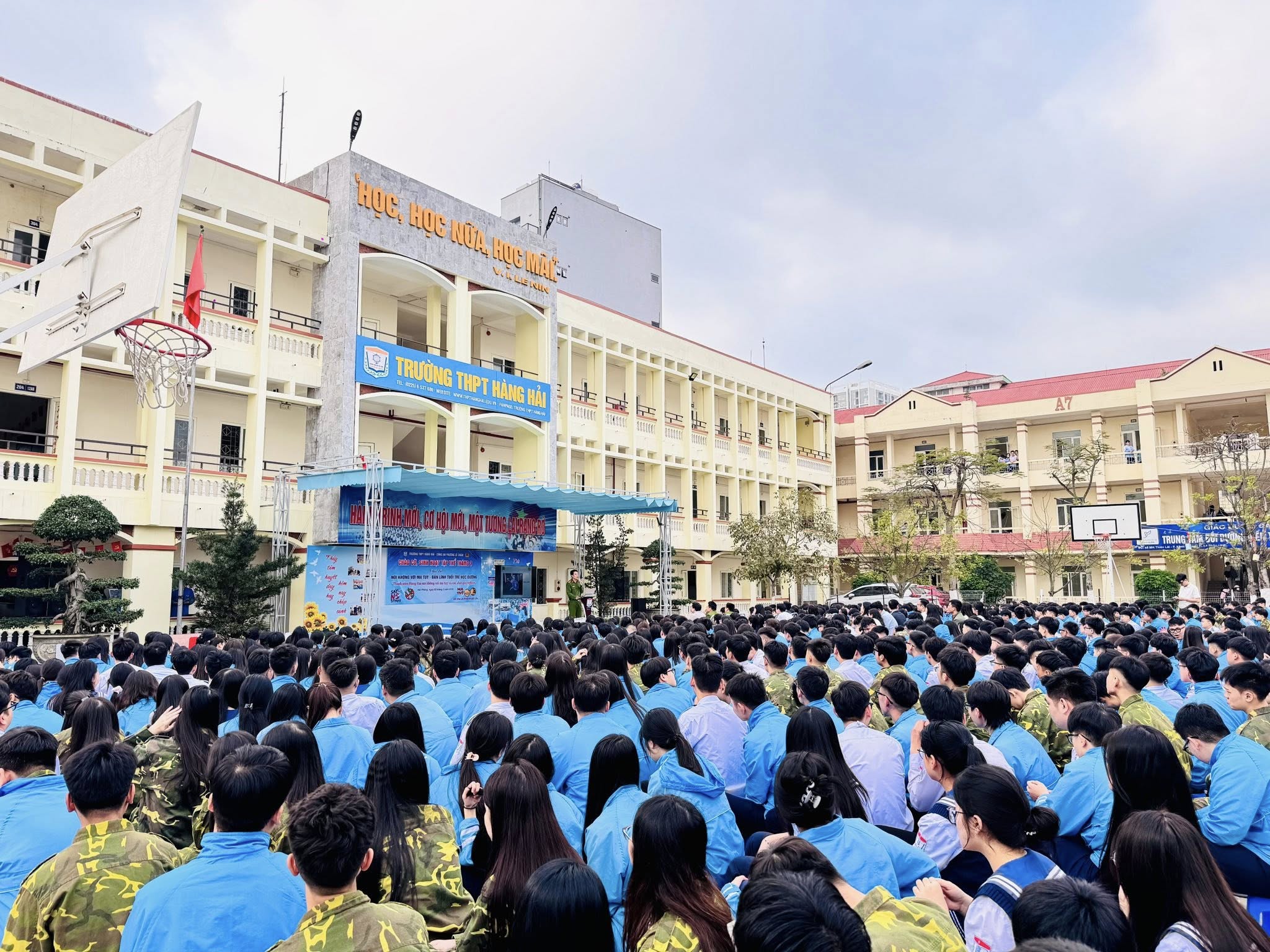 THPT Hàng Hải ảnh 2