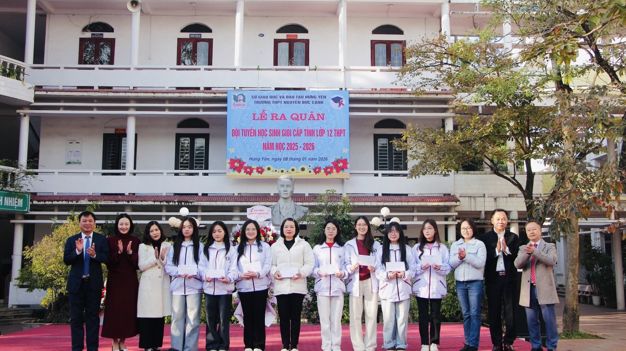 THPT Nguyễn Đức Cảnh ảnh 1