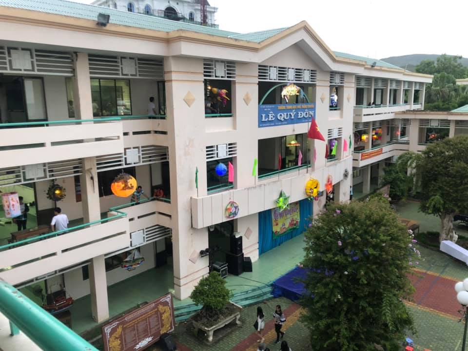 THPT chuyên Lê Quý Đôn ảnh 1