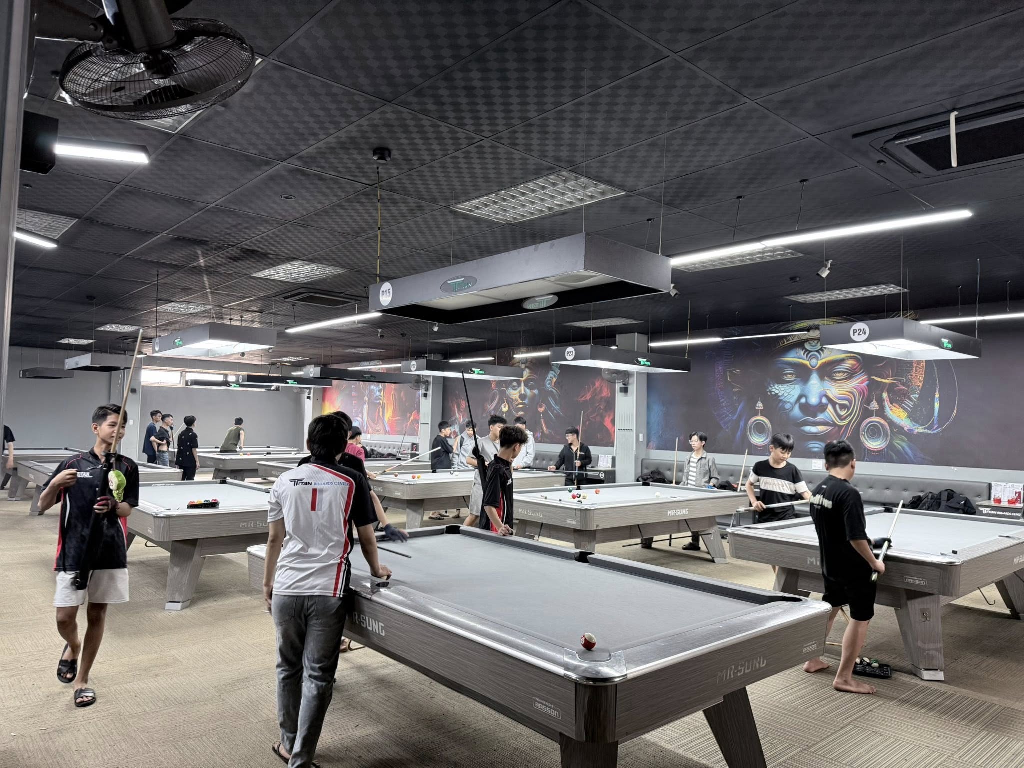 TITAN Billiards Center ảnh 2