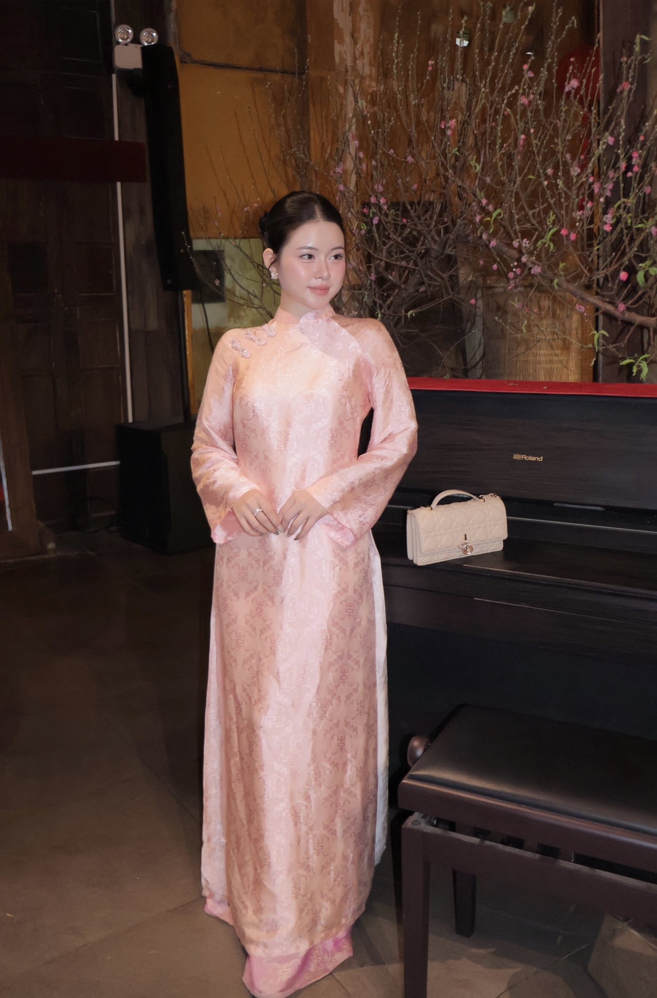 Tiệm Nhà Híp - Cho Thuê Áo Dài ảnh 1