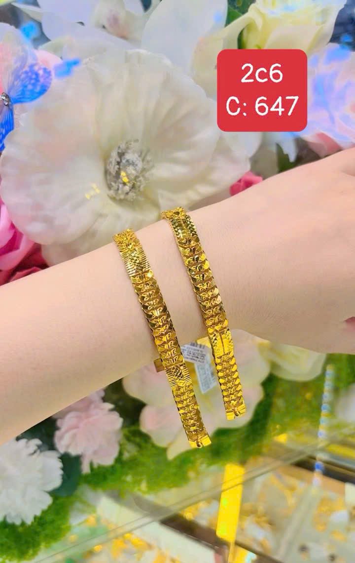 Tiệm Vàng Ngọc Nữ ảnh 2