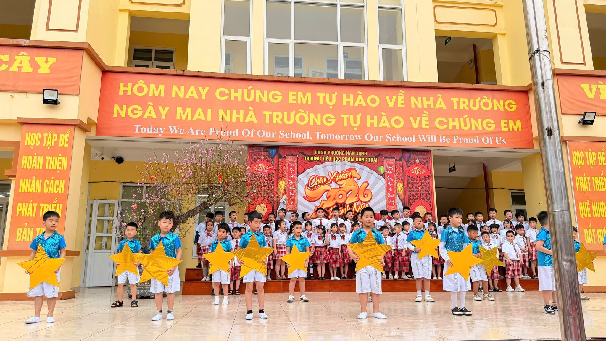 Trường Tiểu học Phạm Hồng Thái ảnh 2