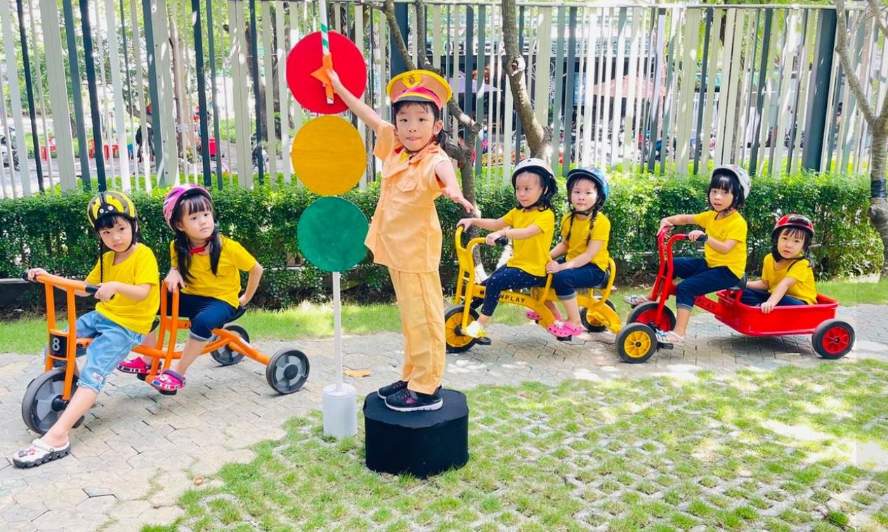 Trò chơi đóng vai theo chủ đề cho trẻ mầm non độc đáo nhất