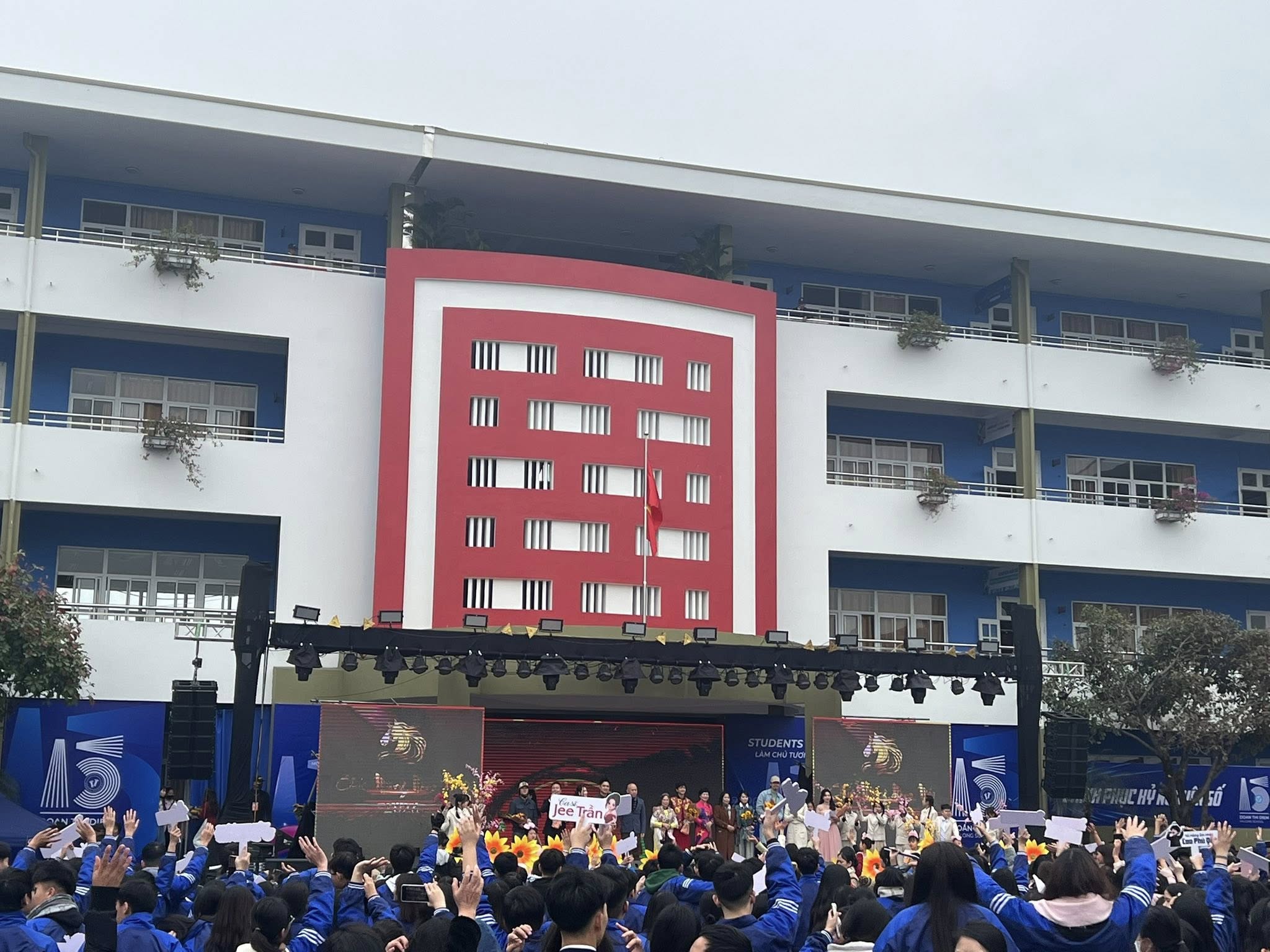 Trường Đoàn Thị Điểm Hạ Long ảnh 2