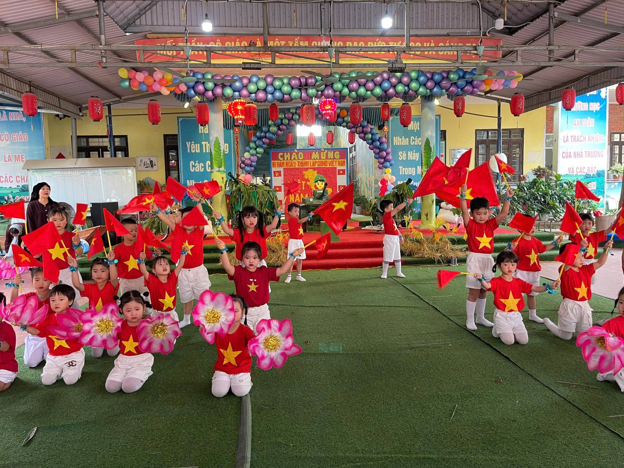 Trường Mầm non Bạch Hạc ảnh 2