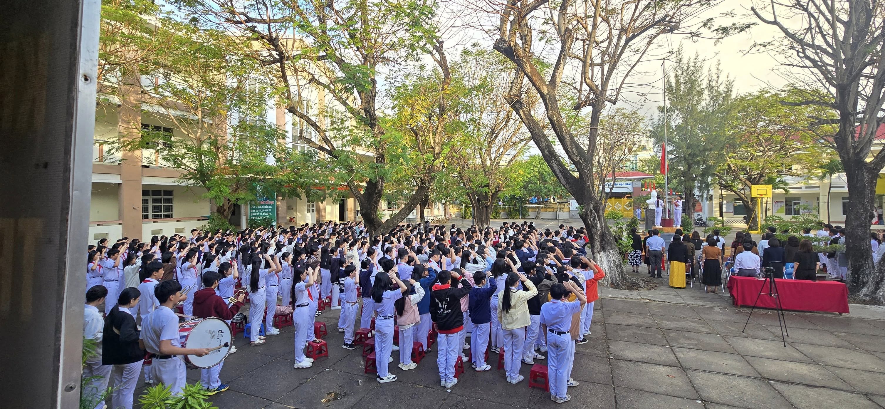 Trường THCS Hùng Vương ảnh 1