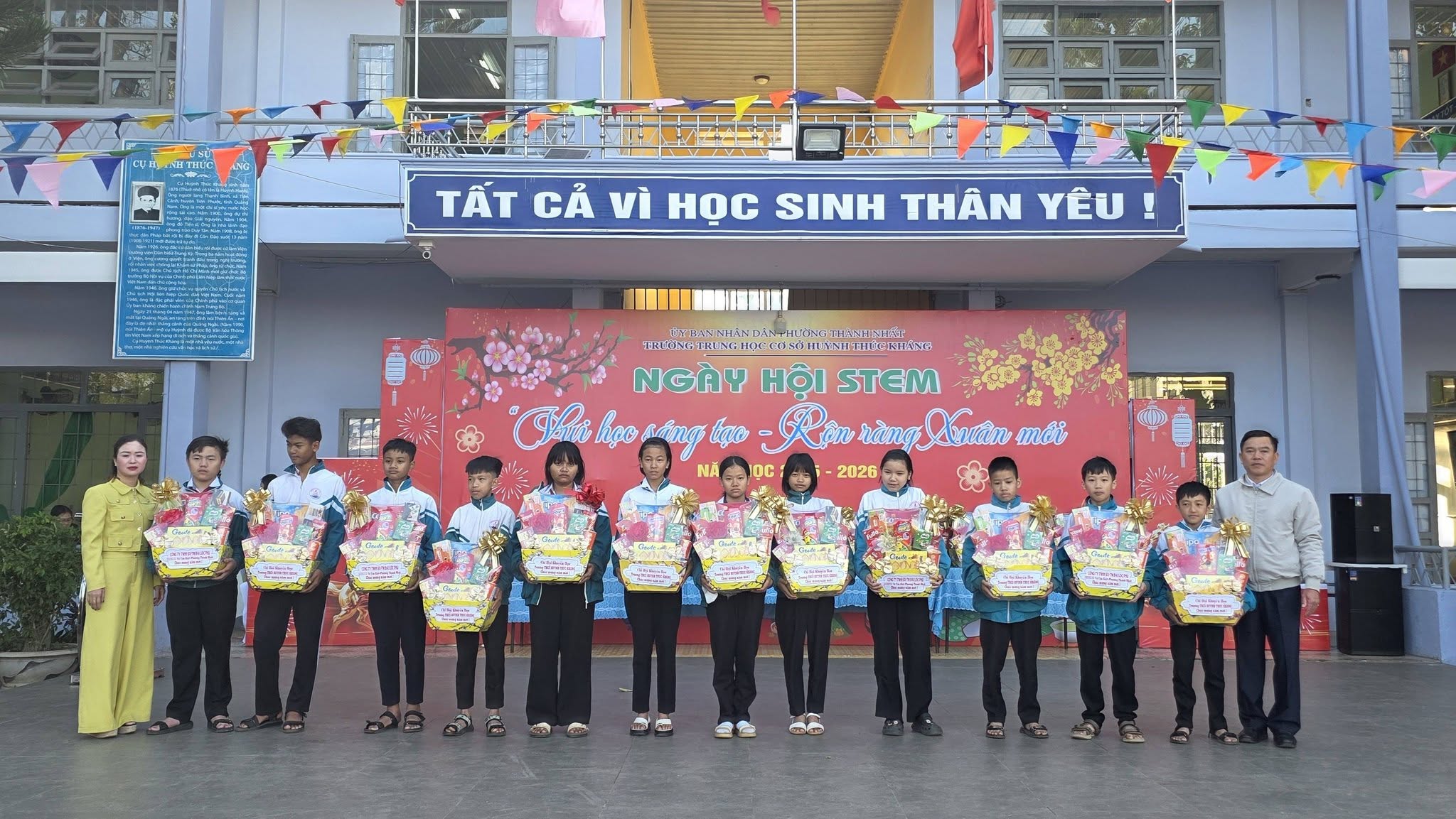 Trường THCS Huỳnh Thúc Kháng ảnh 2