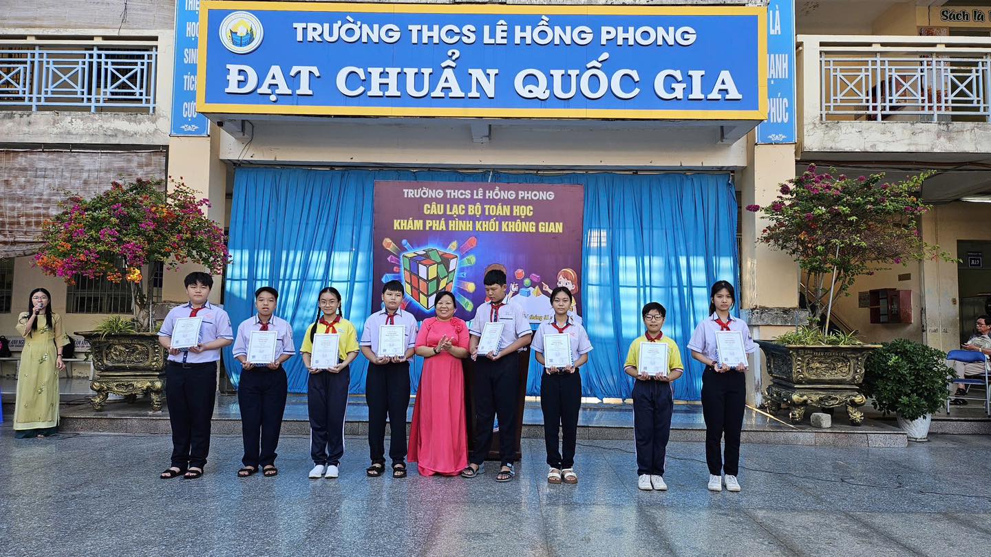 Trường THCS Lê Hồng Phong ảnh 1