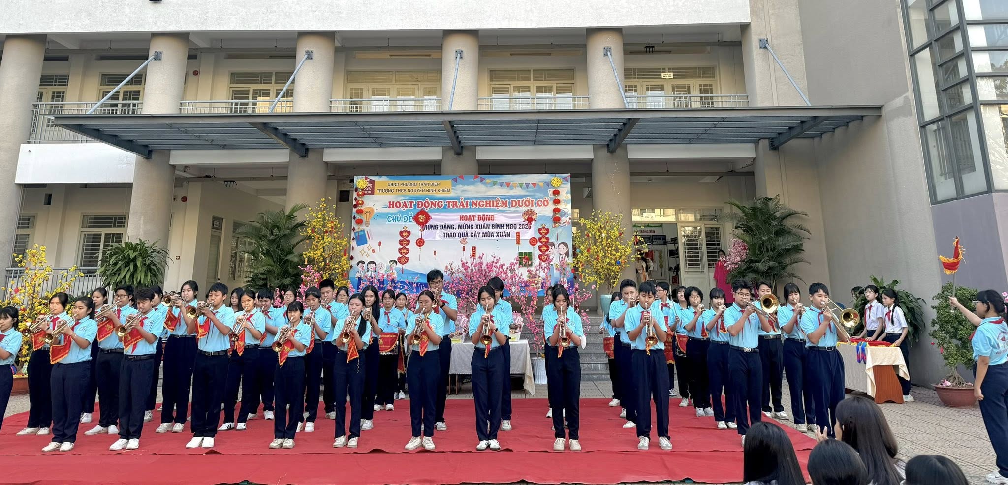 Trường THCS Nguyễn Bỉnh Khiêm ảnh 2