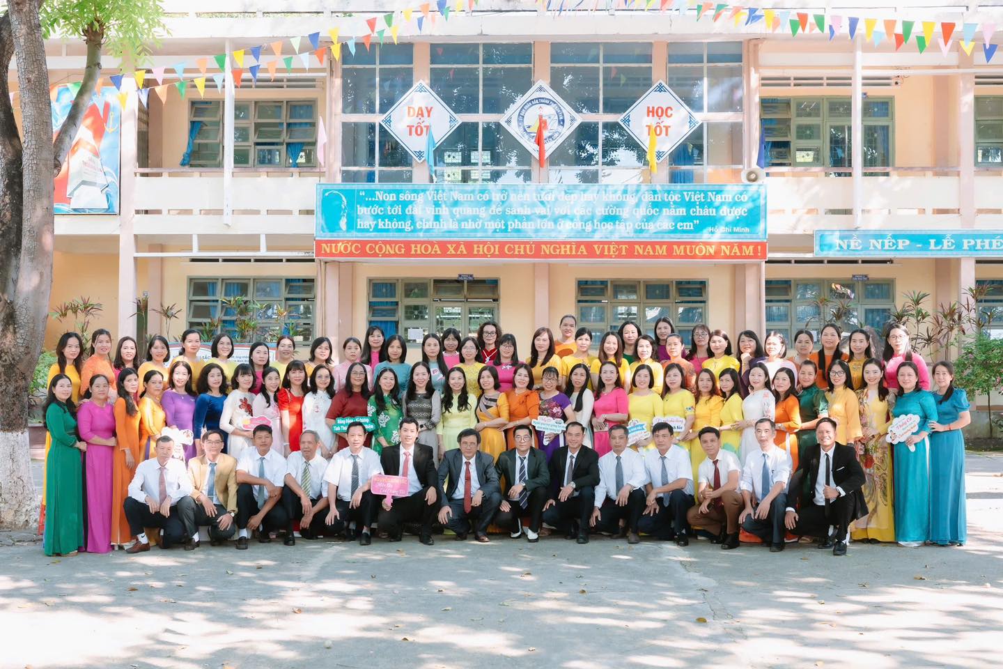 Trường THCS Nguyễn Sinh Sắc ảnh 1