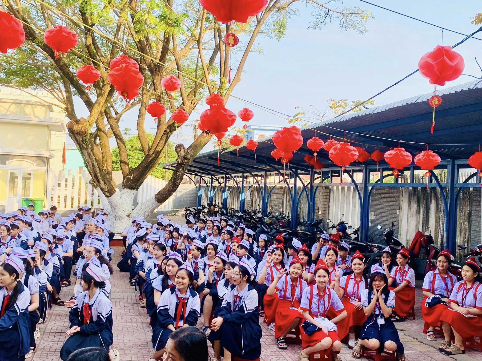 Trường THCS Nguyễn Tự Tân ảnh 2