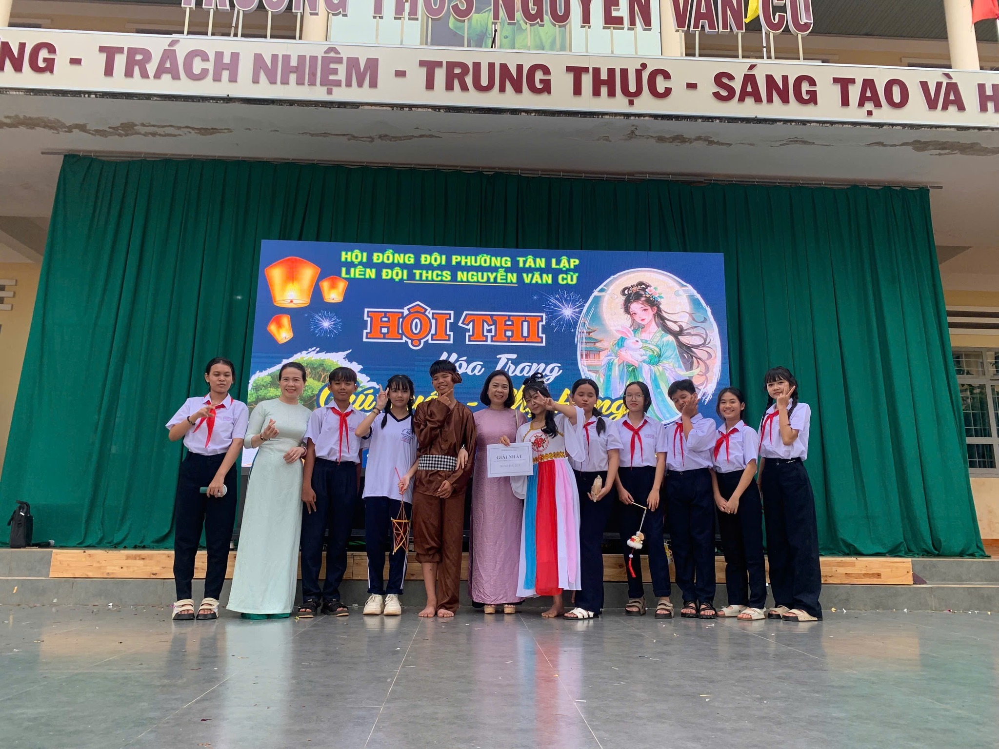 Trường THCS Nguyễn Văn Cừ ảnh 2