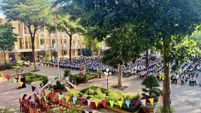 Trường THCS Phan Chu Trinh ảnh 1