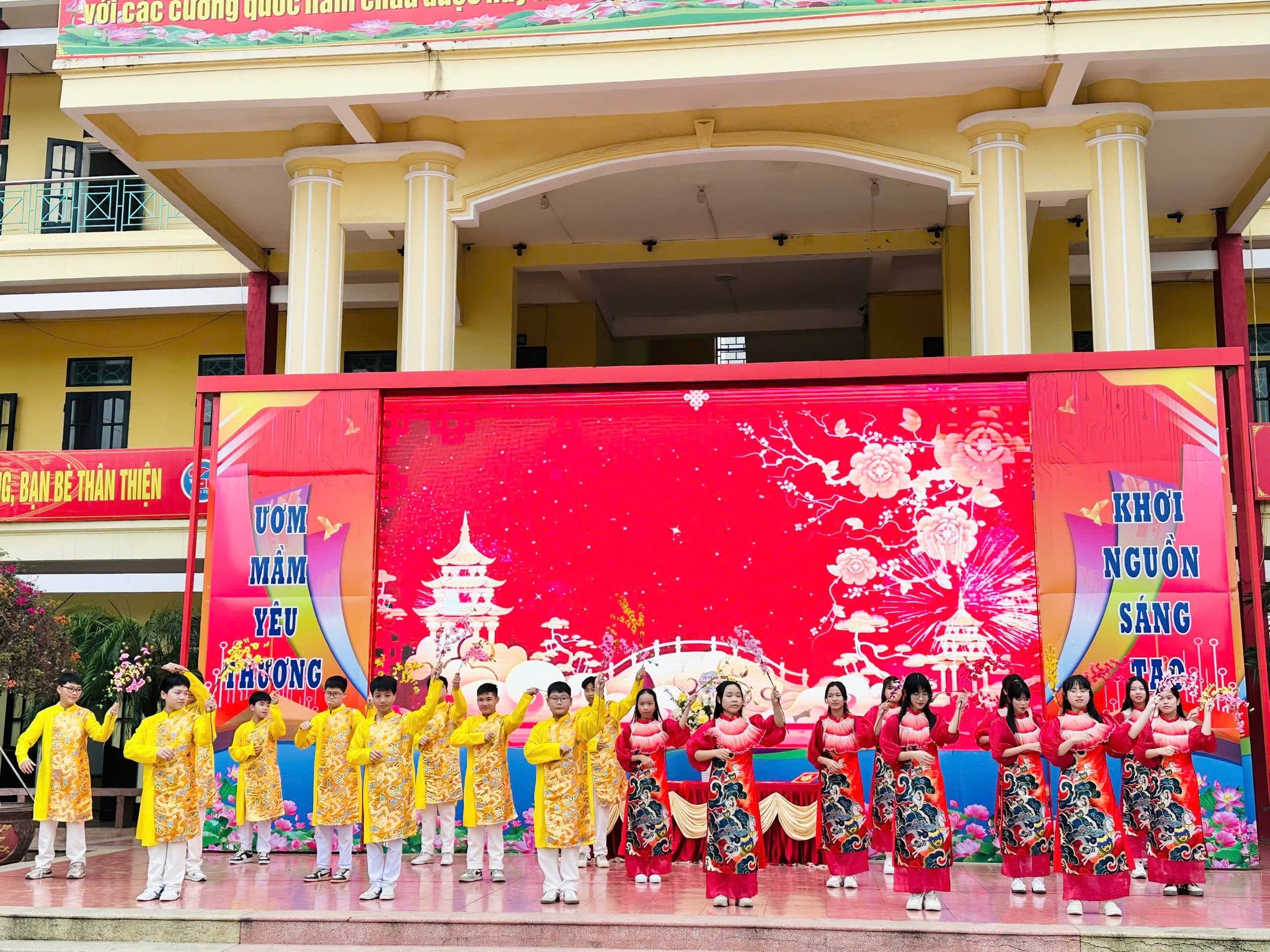 Trường THCS Trần Đăng Ninh ảnh 1