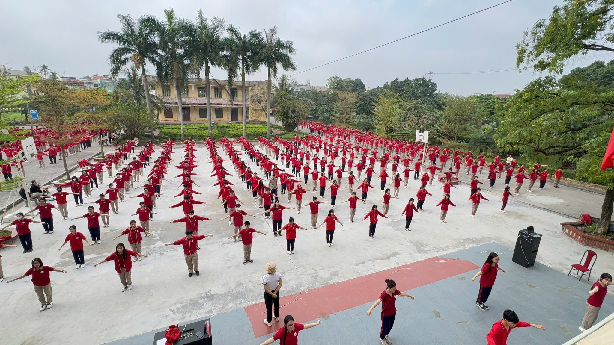 Trường THCS & THPT Nguyễn Tất Thành ảnh 1