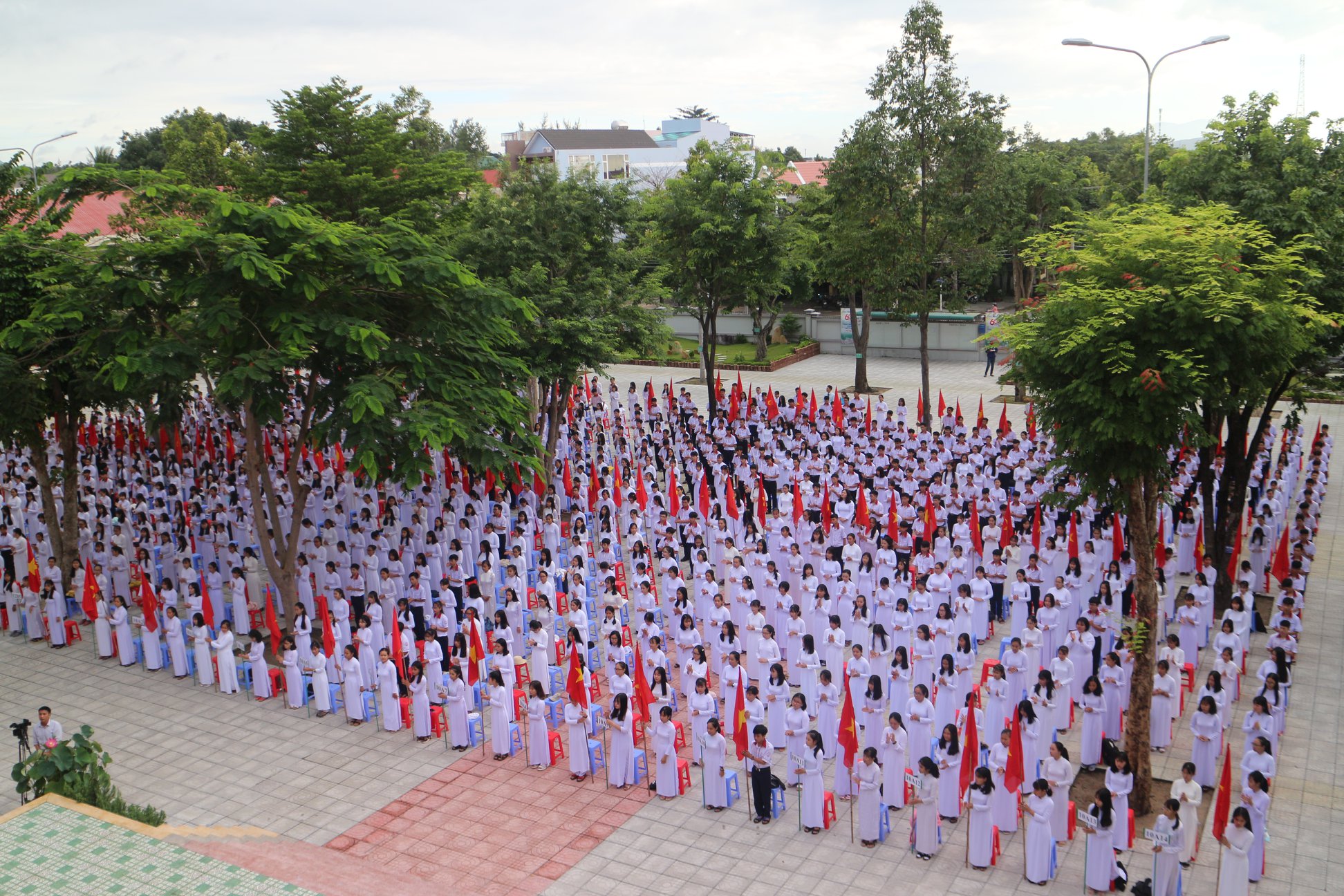 Trường THPT Lý Thường Kiệt ảnh 1