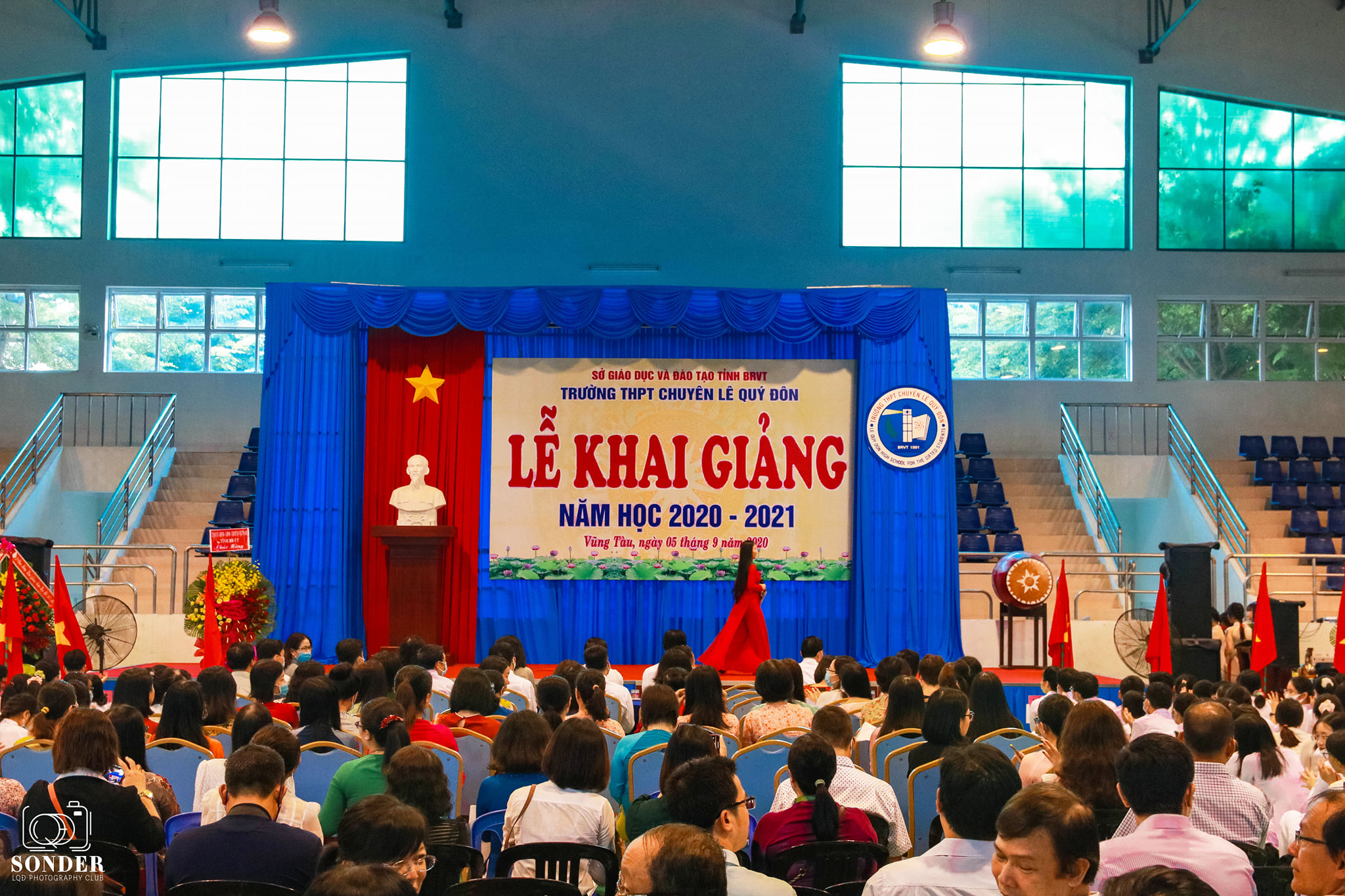 Trường THPT chuyên Lê Quý Đôn ảnh 1