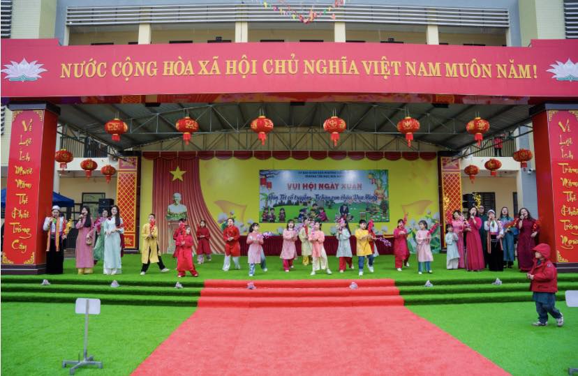 Trường Tiểu Học Hữu Nghị ảnh 1