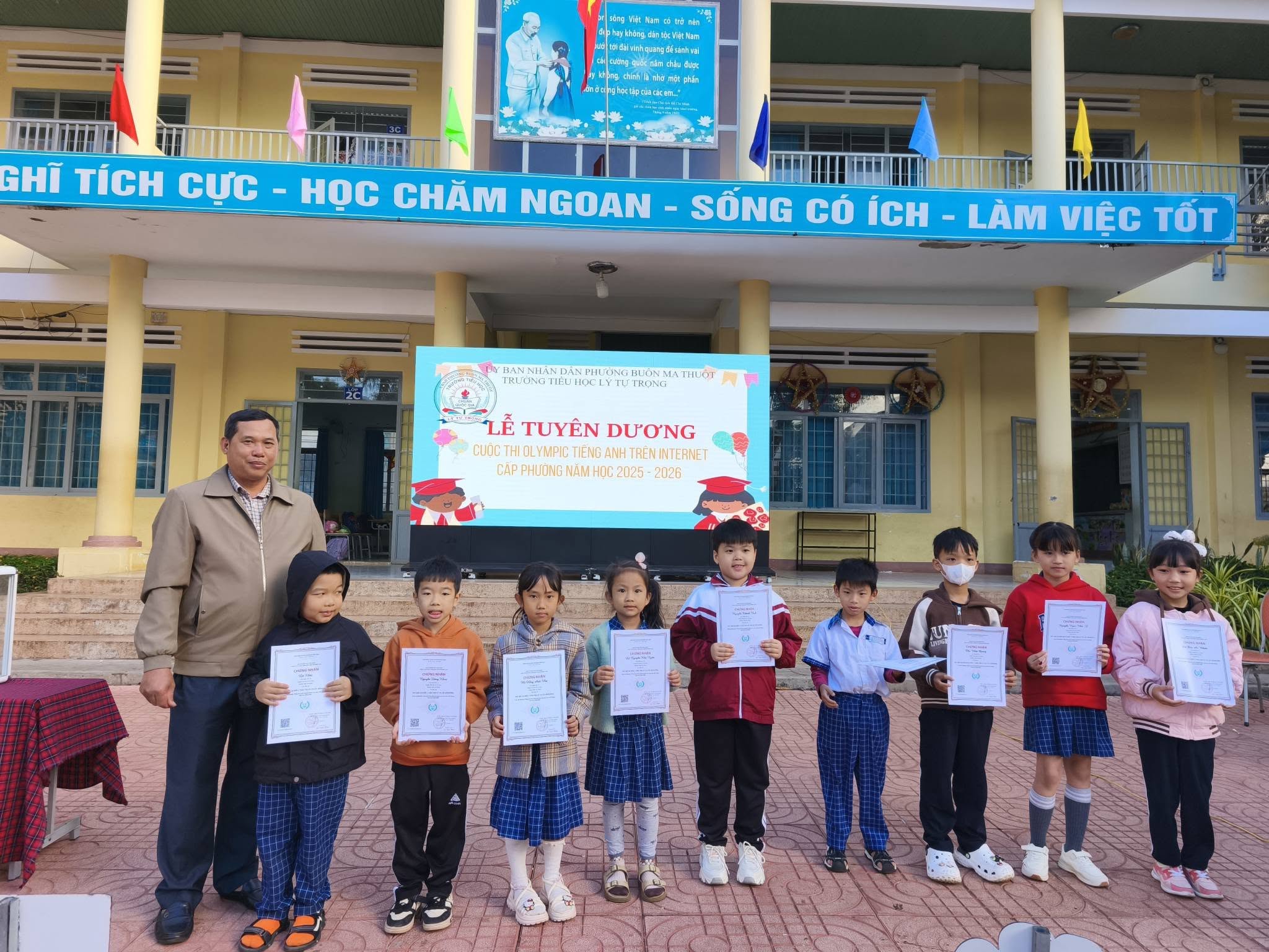 Trường Tiểu Học Lý Tự Trọng - Phường Buôn Ma Thuột ảnh 2