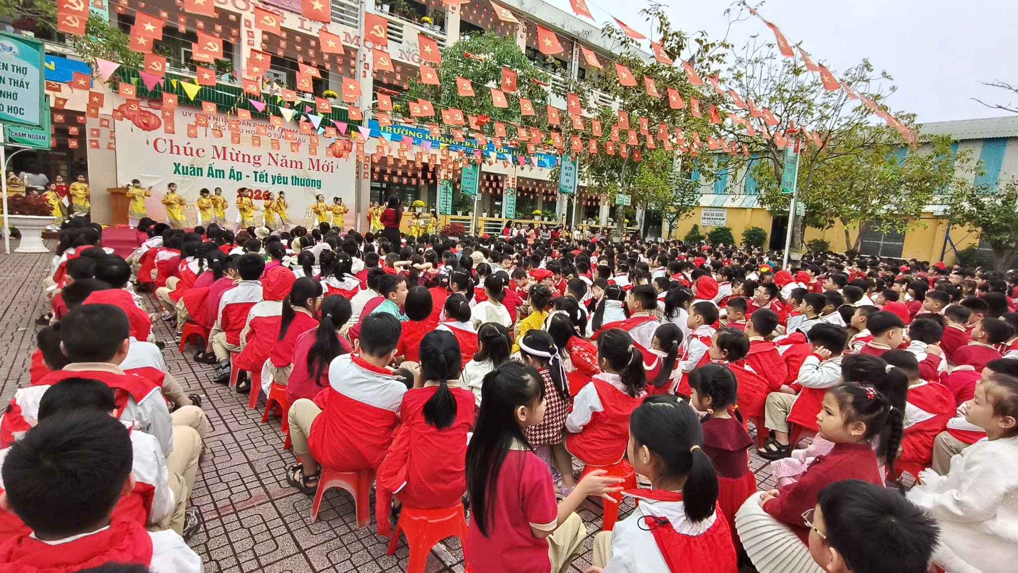 Trường Tiểu học Hồ Tùng Mậu ảnh 1