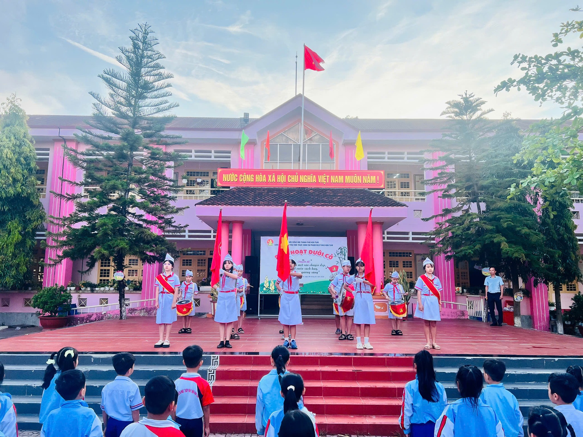 Trường Tiểu học THSP Ngụy Như Kon Tum ảnh 2