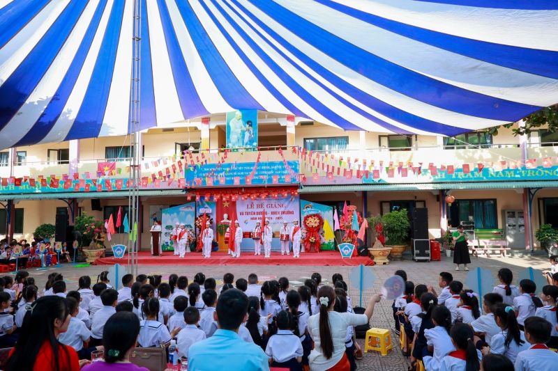 Trường Tiểu học Trưng Nữ Vương ảnh 1