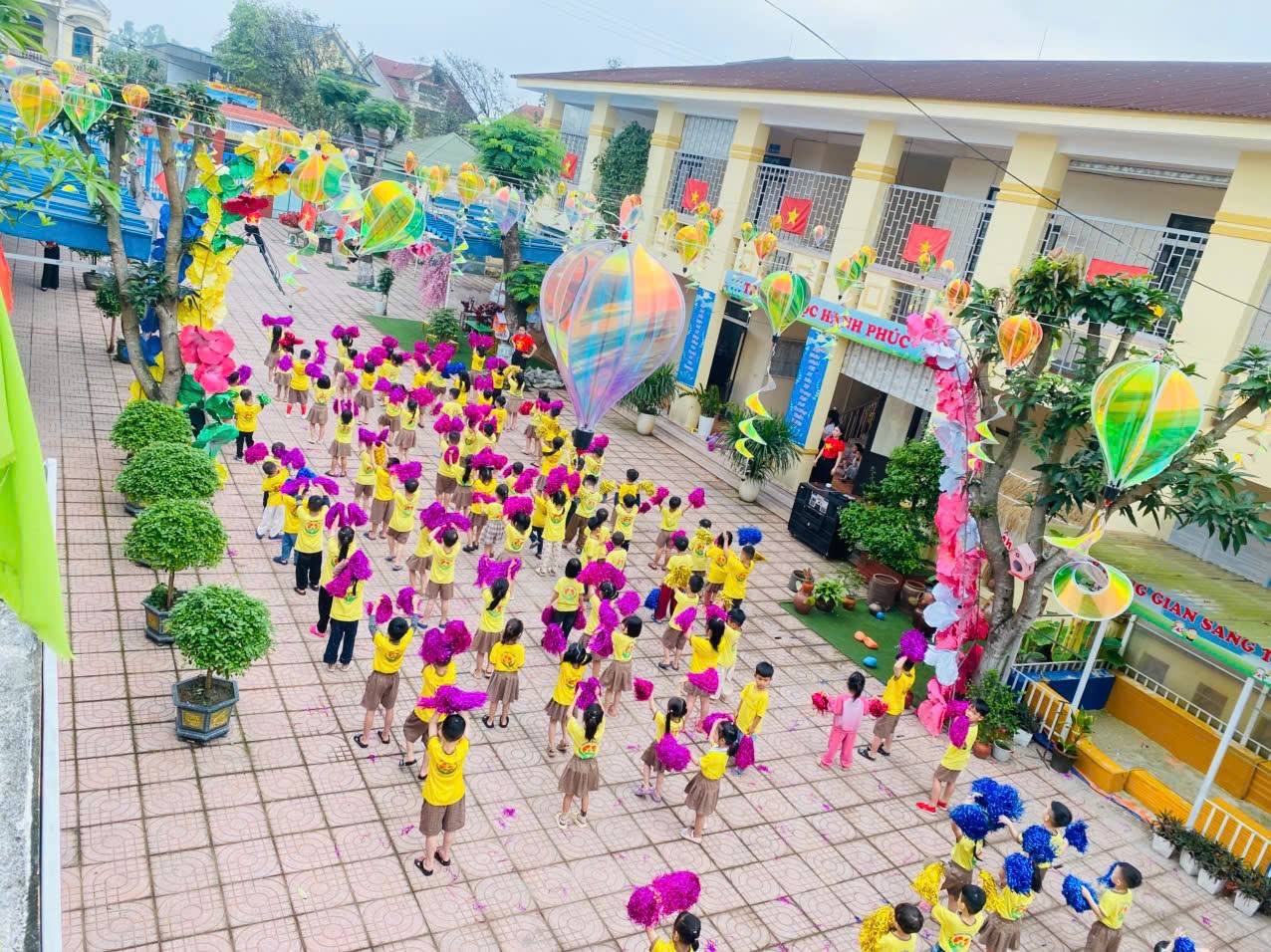 Trường mầm non Xuân Giang ảnh 2